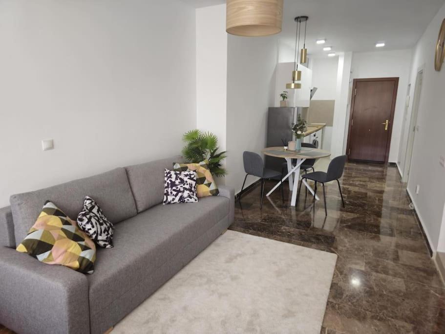 Tao City Center Apartment With Fee Wifi And Air Con By Namaste Elite Torremolinos Exterior foto